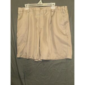Nike Men's Size 40 Khaki Pocketed Pleat Front 10" Inseam Casual Golf Shorts